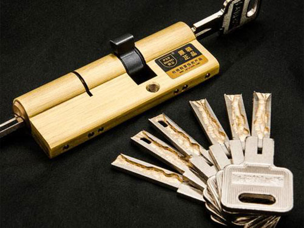 石泉24小时上门开锁公司