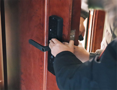 石泉24小时上门开锁公司